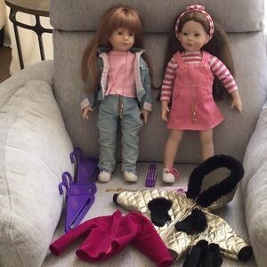 Magic Attic dolls clothes and accessories with keys
